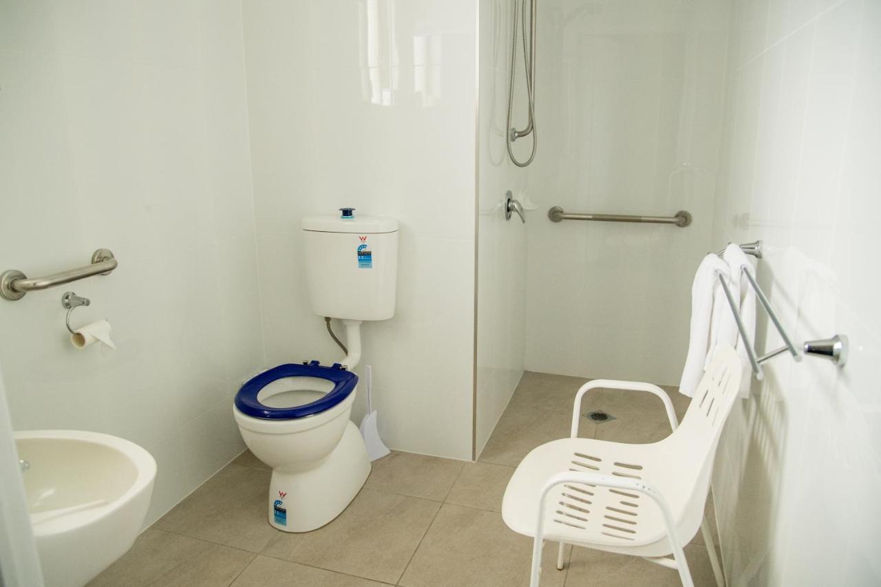 Sarina Motor Inn Экстерьер фото