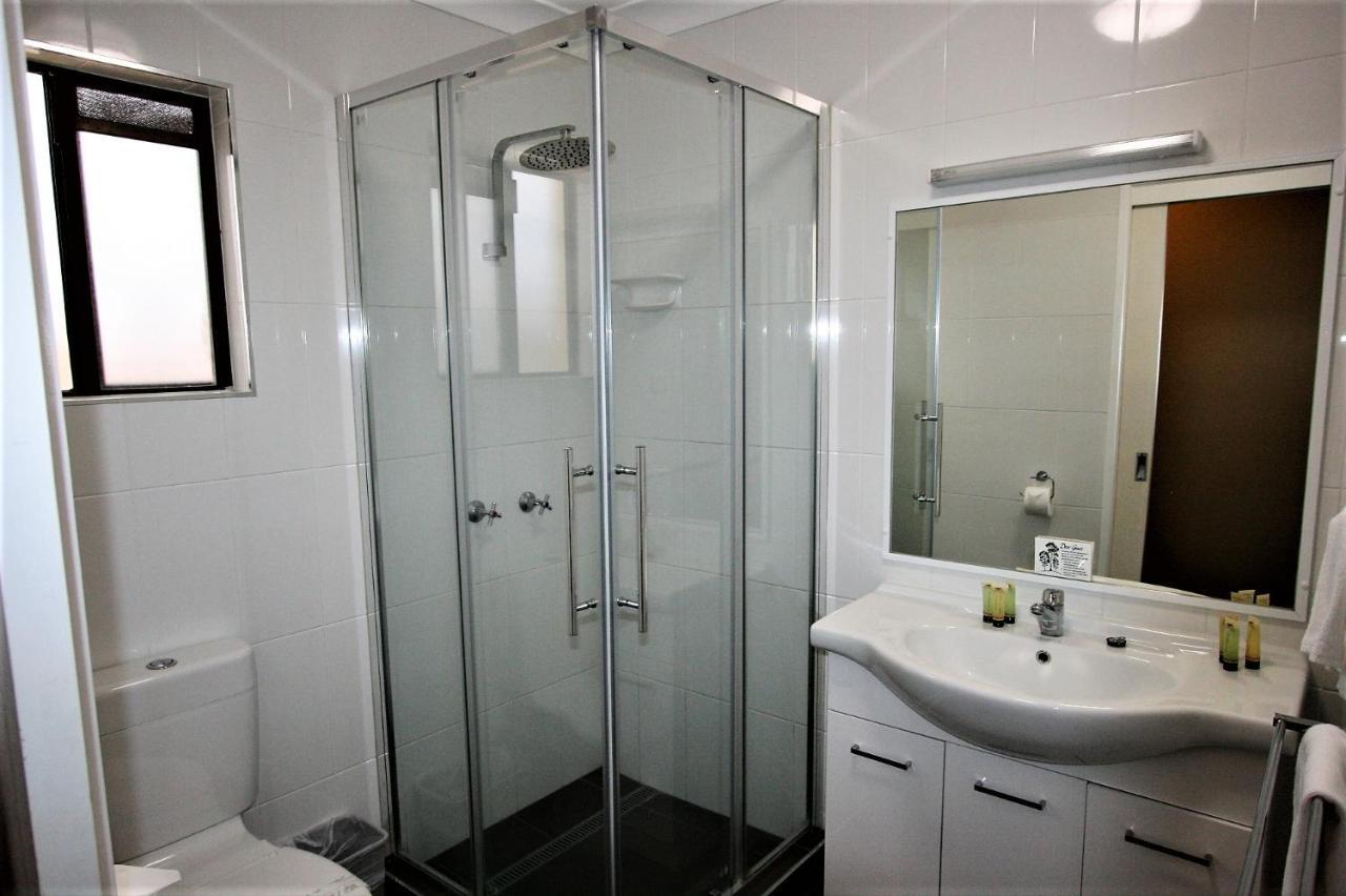 Sarina Motor Inn Экстерьер фото